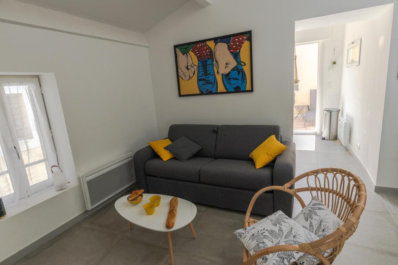 Appartement Terrasse Climatise Calme En Centre-Ville L'Isle-sur-la-Sorgue Exterior photo