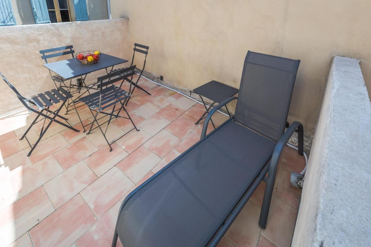 Appartement Terrasse Climatise Calme En Centre-Ville L'Isle-sur-la-Sorgue Exterior photo