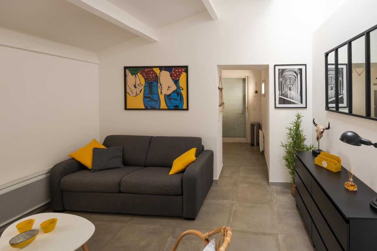 Appartement Terrasse Climatise Calme En Centre-Ville L'Isle-sur-la-Sorgue Exterior photo